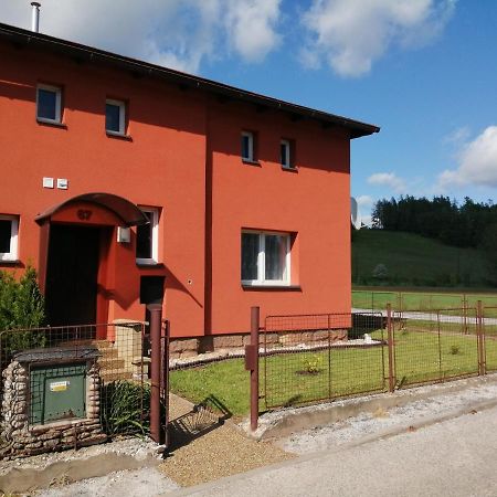 Ubytování 67 Kuncice nad Labem Esterno foto