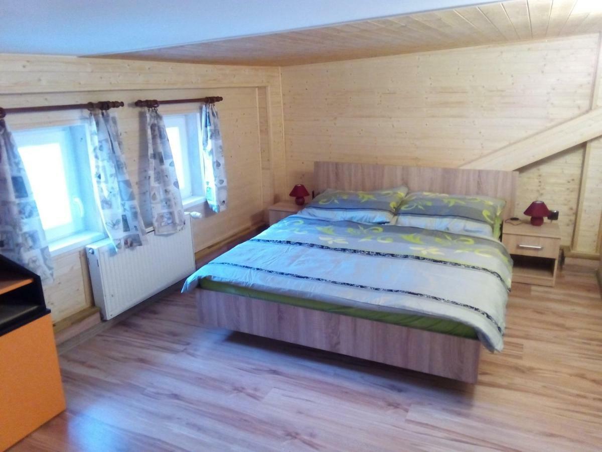 Ubytování 67 Kuncice nad Labem Esterno foto
